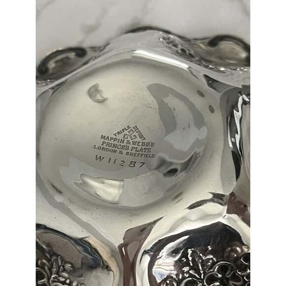 Vintage Mappin & Webb’s Princes Plate London & Sheffield Round Serving Dish Tray - Picture 4 of 4